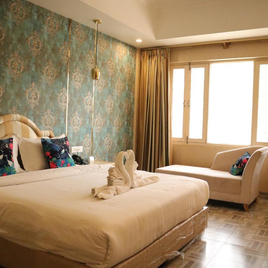 Hotel Casa Aishbagh Lucknow Buitenkant foto
