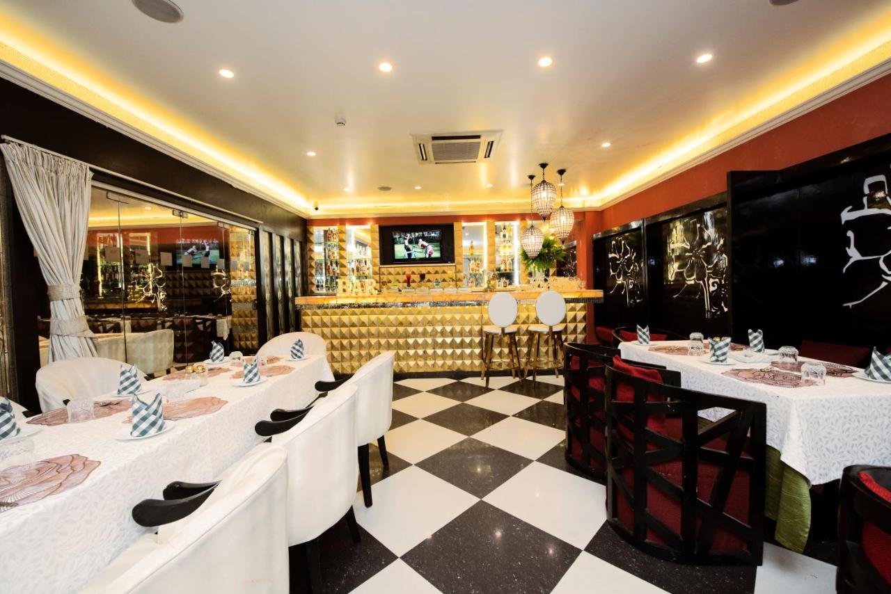Hotel Casa Aishbagh Lucknow Buitenkant foto