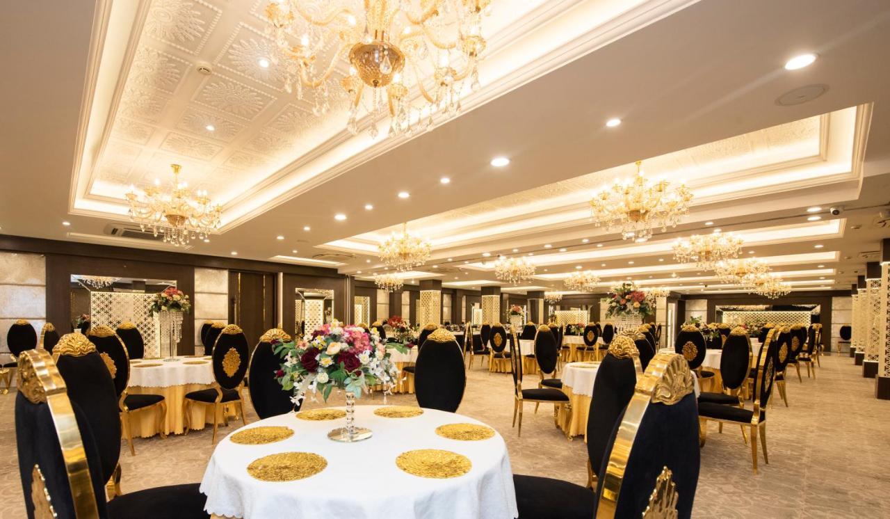 Hotel Casa Aishbagh Lucknow Buitenkant foto